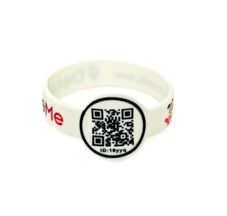 Pulseira de silicone com brasão circular e QR-Code